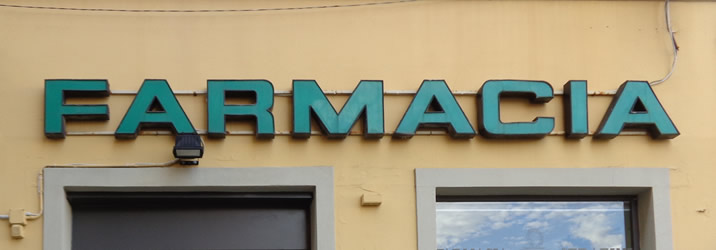 https://www.farmaciaserafini.net/wp-content/uploads/2016/09/farmacia-2.jpg